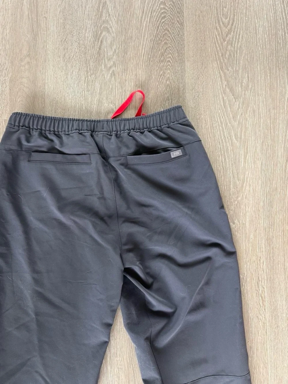FIGS Dark Gray Women’s Scrub Pants, Technical Collection, Size Medium NWOT